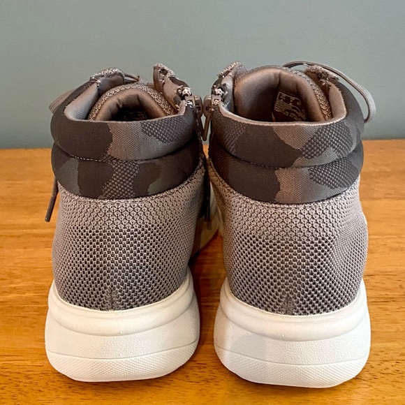 CLOUDSTEPPERS by Clarks
Washable Knit Boots - Ezera
Tie / Women’s size 7 - Picture 4 of 12